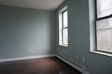 Rented by Real Team Brokerage