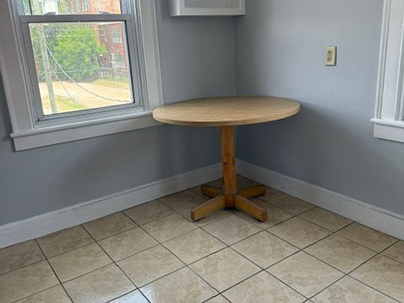 4th image of 531 County St APT 3
