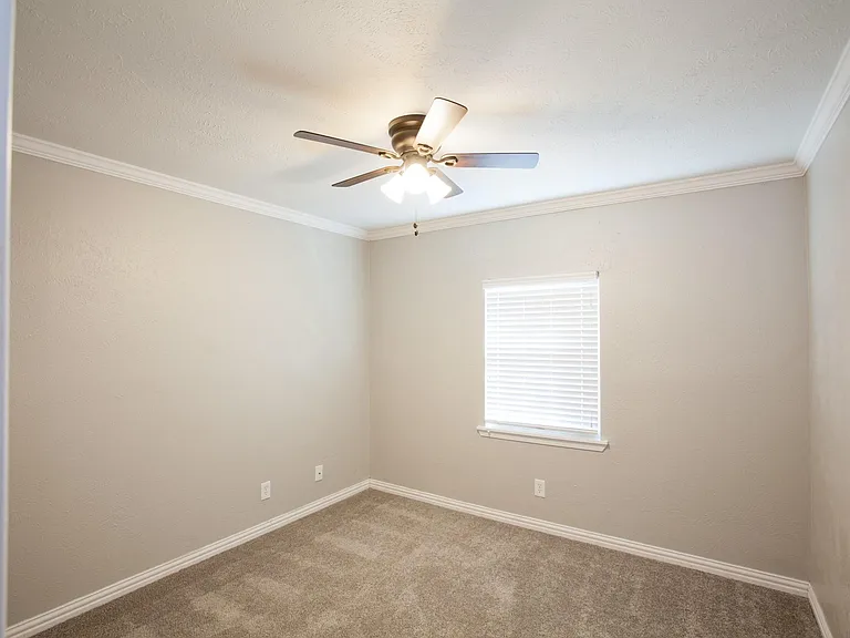 5713 Baker Dr — Photo 22