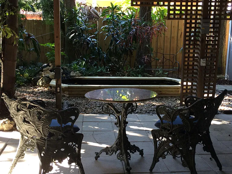 sitting area