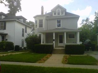 818 Hickory St, Waukegan, IL