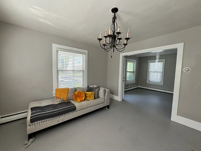 6 Washington Ave — Photo 11