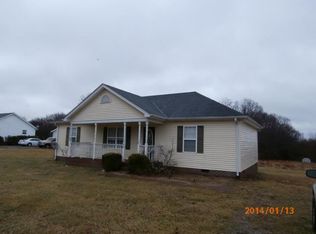 364 Point Rd, Portland, TN 37148