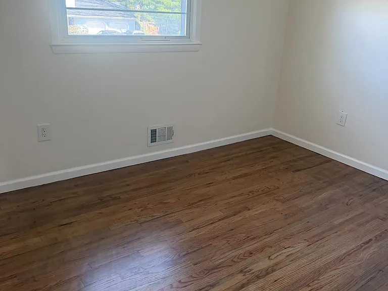 13 Oakwood Dr — Photo 24