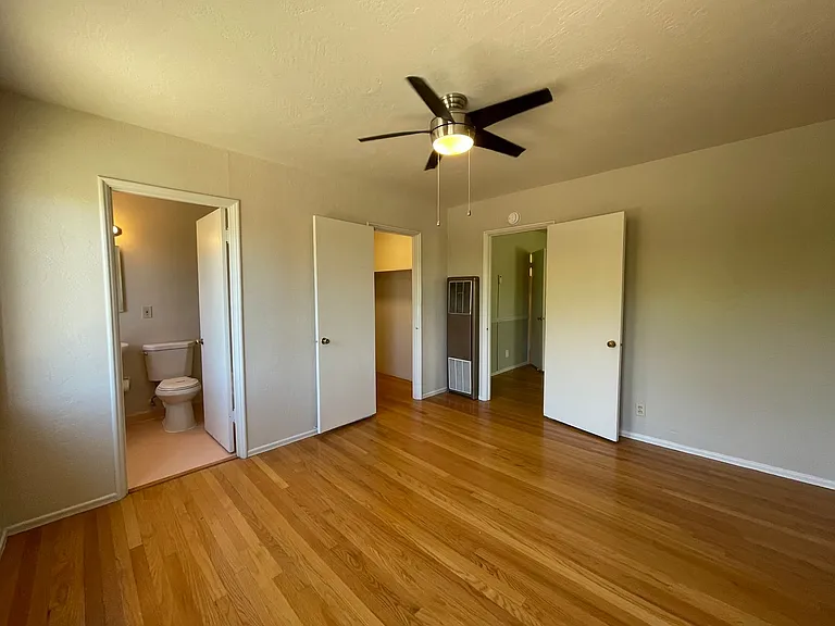 5488 Carlson Dr #&-5492 — Photo 13