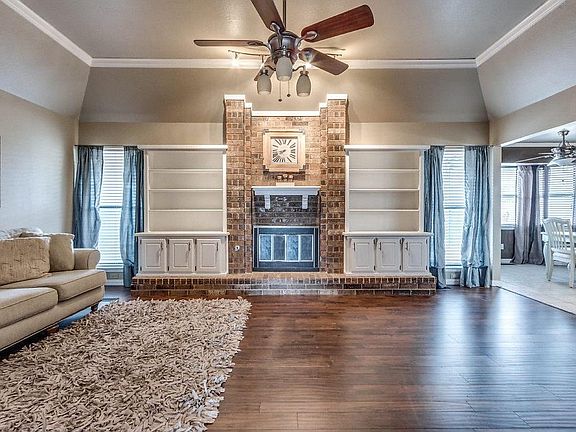 4th image of 232 E Grand Teton Ct