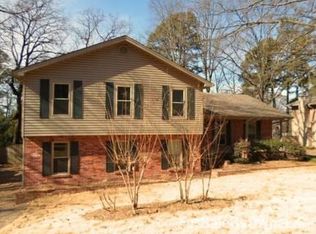 3110 Imperial Valley Dr, Little Rock, AR 72212
