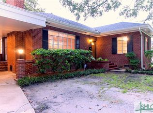 18 E 60th St, Savannah, GA 31405