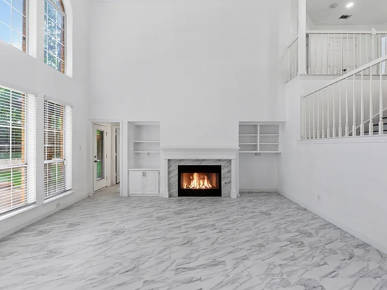 305 W Mill Valley Dr — Photo 14