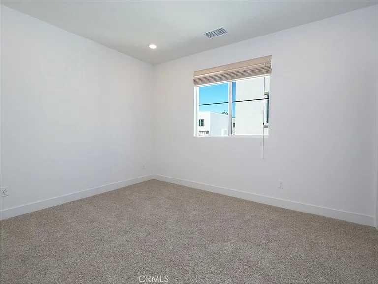 1645 W Hornet Dr — Photo 13