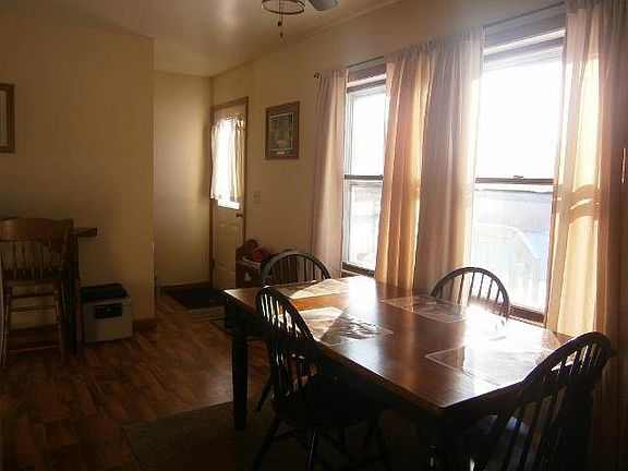 3rd image of 136 Dana Ln
