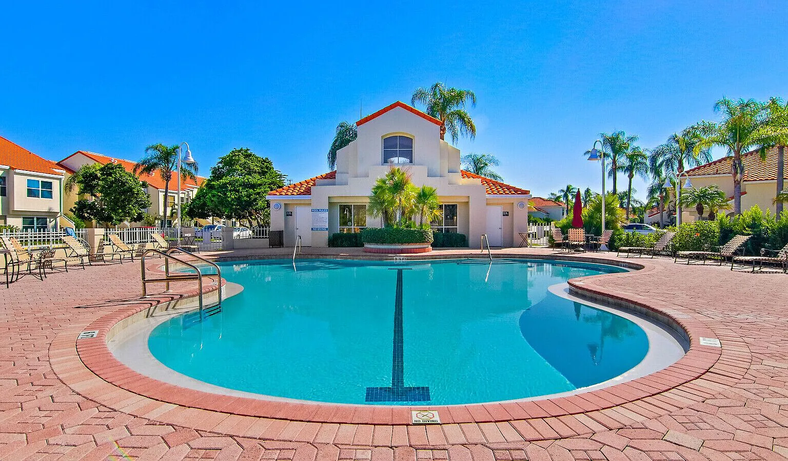 2 bed, 1145 sqft, $2,900 — Photo 3