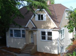 10616 Des Moines Memorial Dr, Seattle, WA 98168