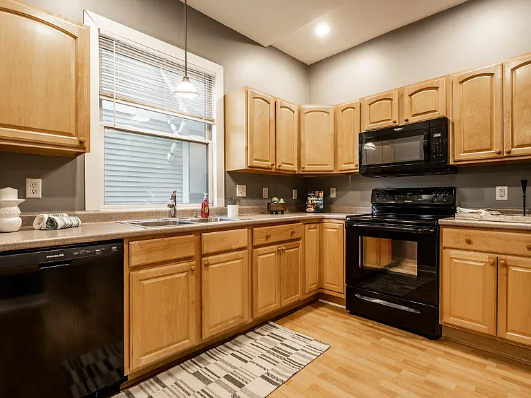 1907 N Delaware St #D — Photo 12