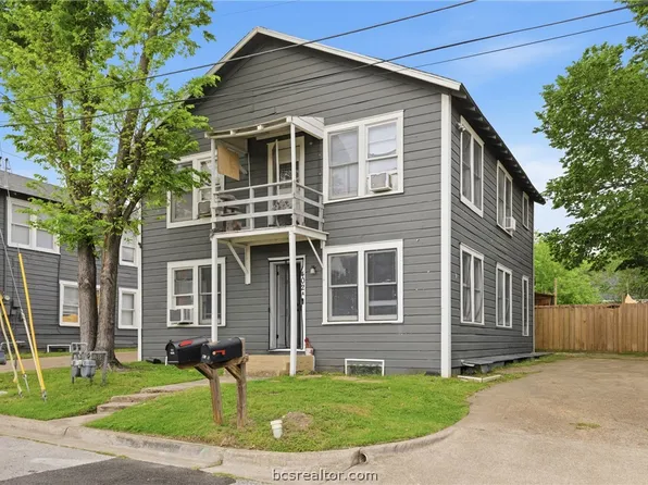402 Hill St, Bryan, TX 77803