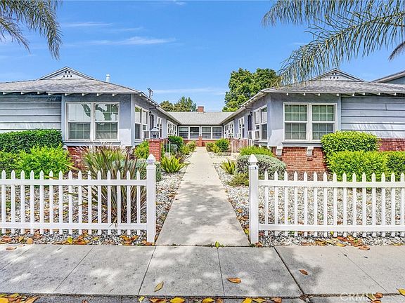 4th image of 14821 Burbank Blvd