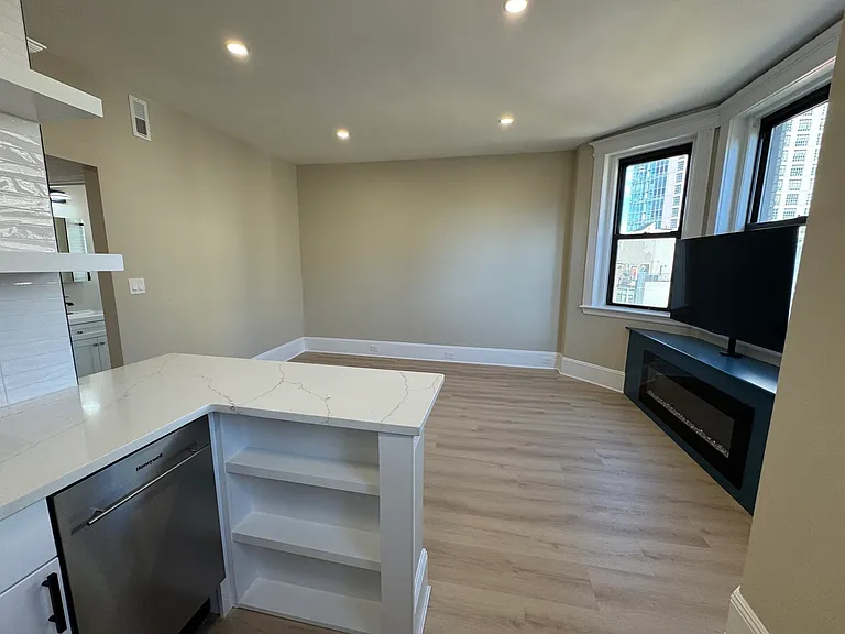 Waldorf Lofts — Photo 41