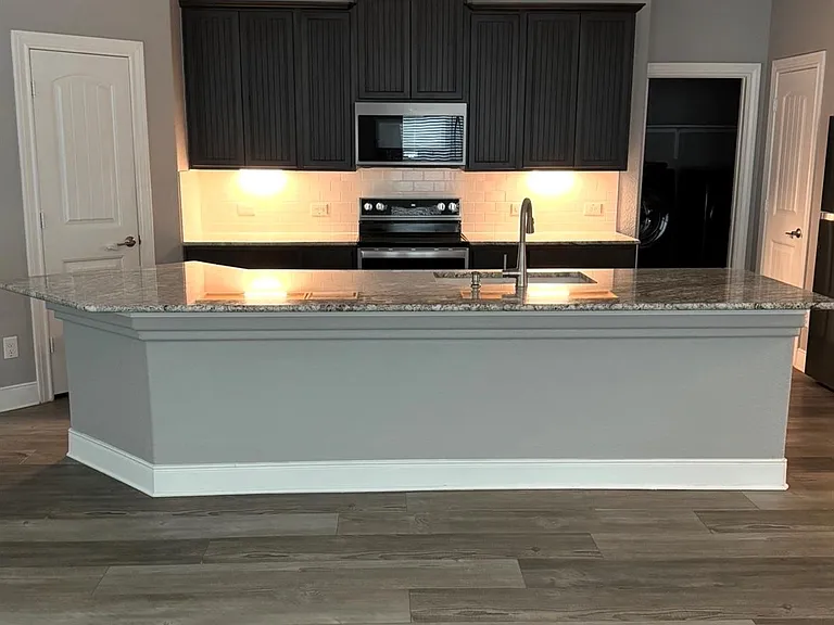 199 Kennicott Dr — Photo 3