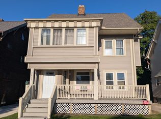 2012 Chesterland Ave, Lakewood, OH 44107