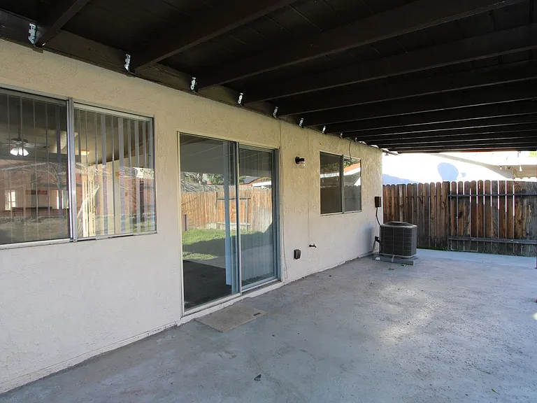 836 Cisco St — Photo 18
