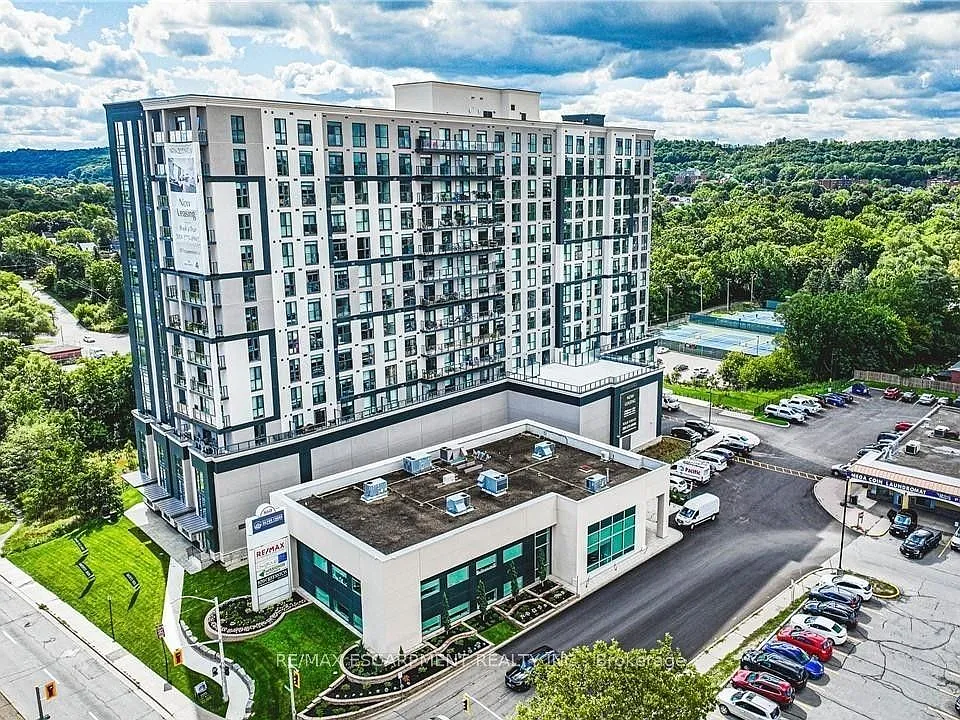 870 Queenston Rd #504