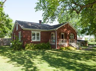 403 Cottonwood Rd, Harrison, AR 72601