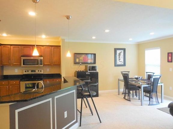 4th image of 5081 Calais Dr