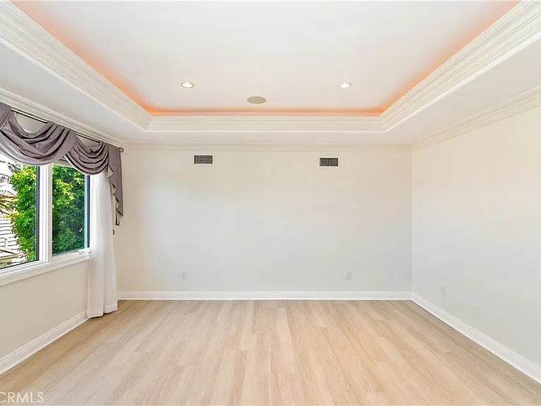 19 Santa Rosa — Photo 44
