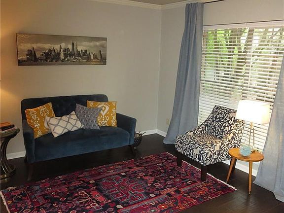 5th image of 3820 Fairfield Ave #69