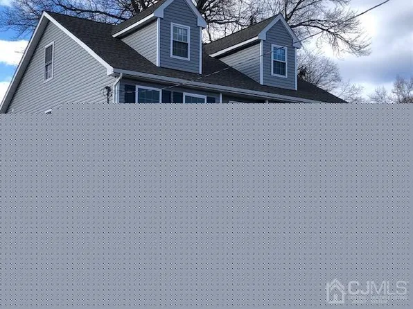 390 Fairview Ave, Dunellen, NJ 08812