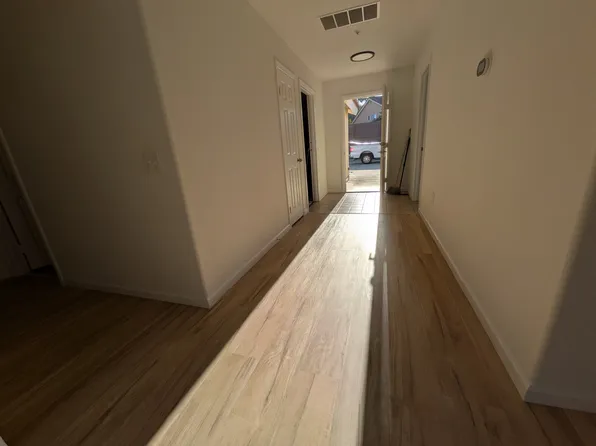 (undisclosed Address), Vista, CA 92083