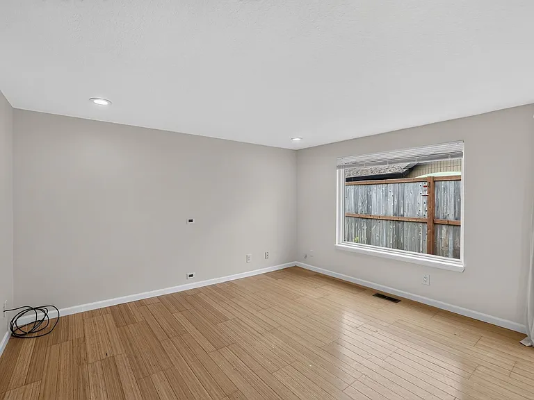 2306 SW Augusta Dr — Photo 12