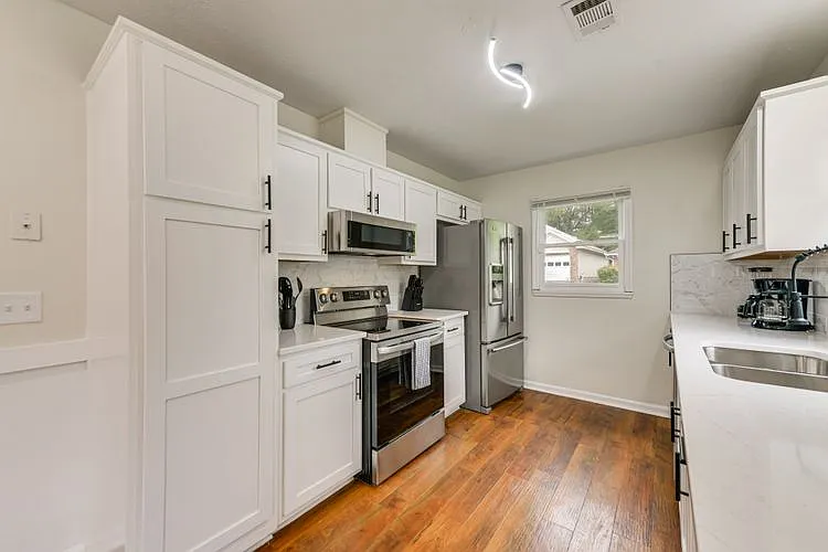 4549 Mayo Dr — Photo 8