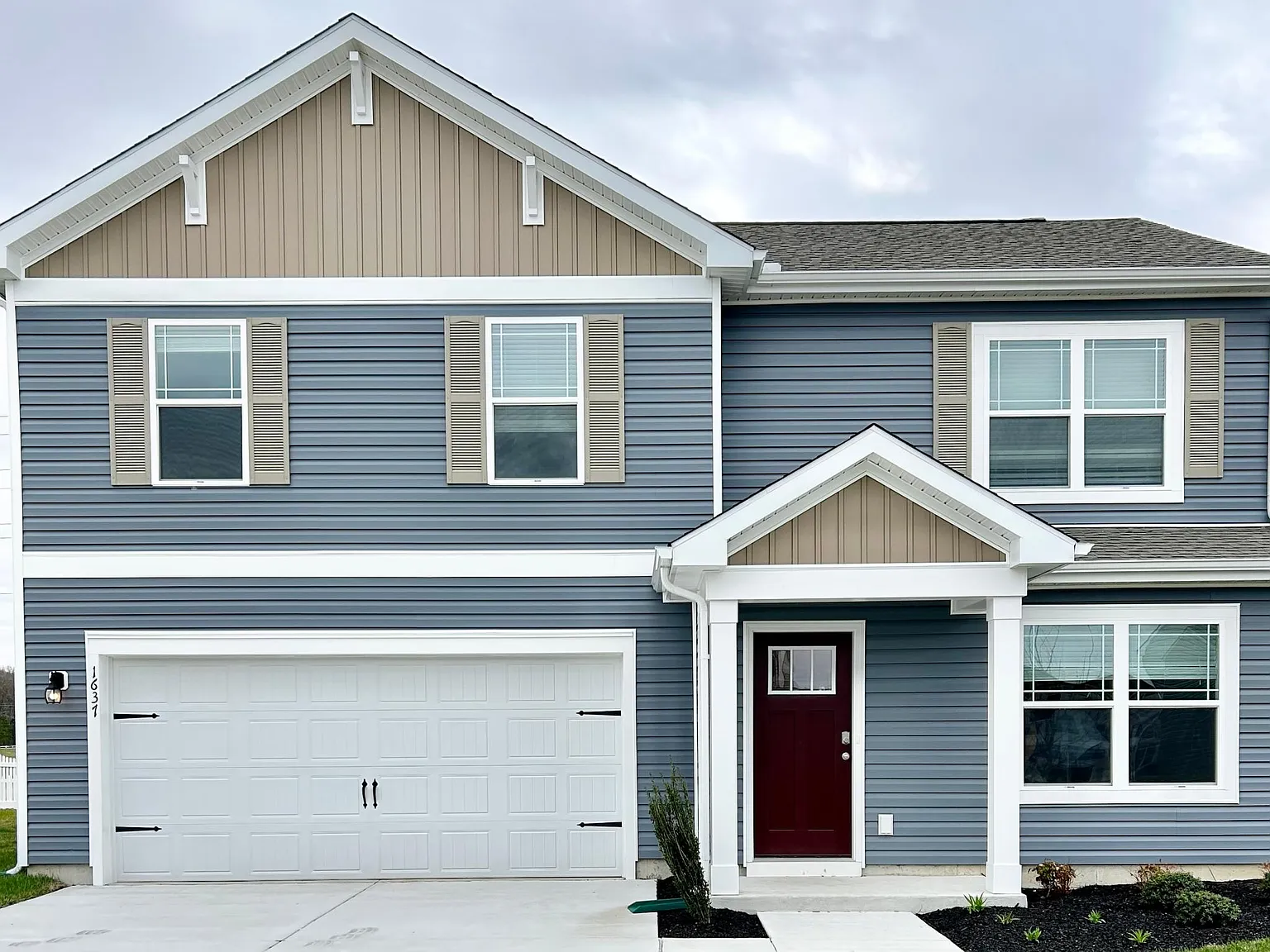 4 bed, 1649 sqft, $1,595 — Photo 1
