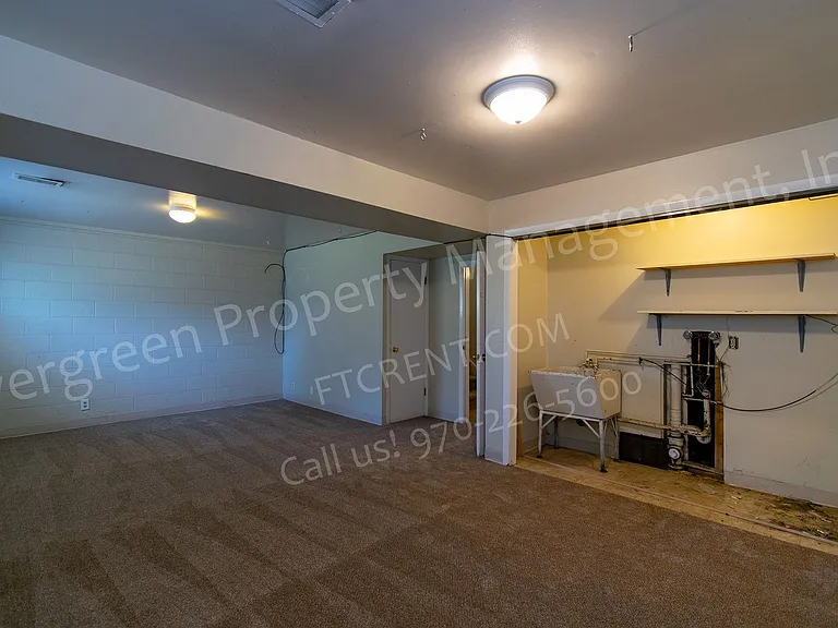 1916 Larkspur Dr — Photo 16