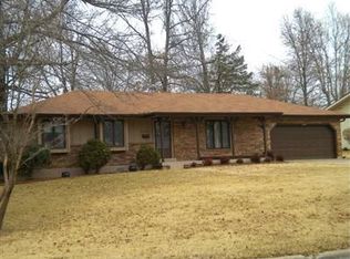 2607 E Glenwood St, Springfield, MO 65804