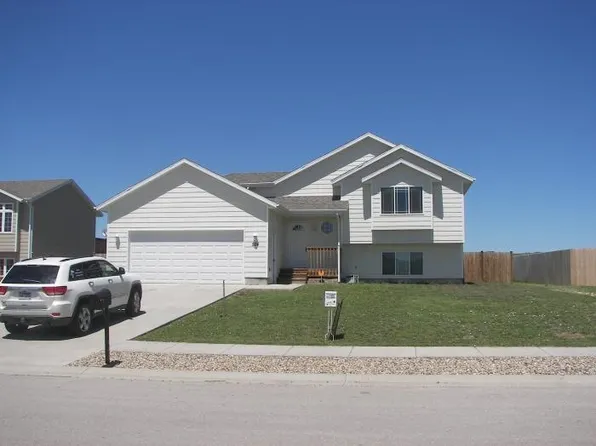 504 Bluebird Dr, Box Elder, SD 57719