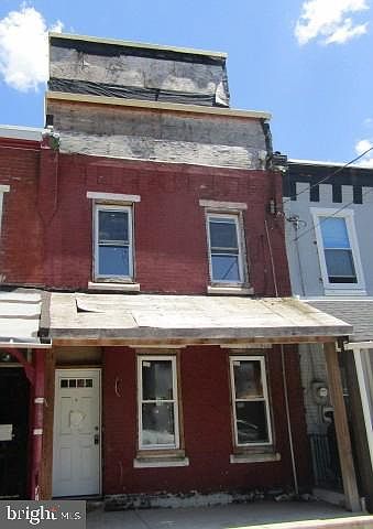 1st image of 829 N 39th St