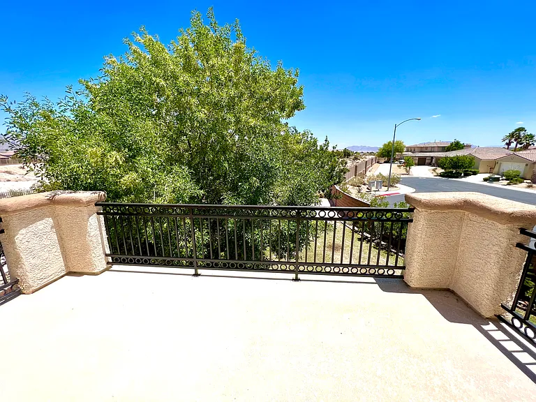 7140 Charter Crest St — Photo 64