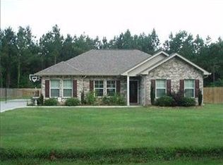 20446 Sisters Rd, Hammond, LA 70403