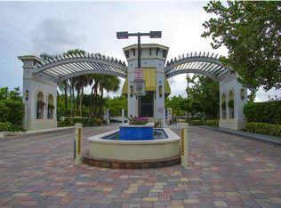 231 Poinciana Dr, Sunny Isles Beach, FL 33160