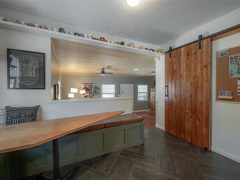 4107 N Seminole Ave — Photo 25