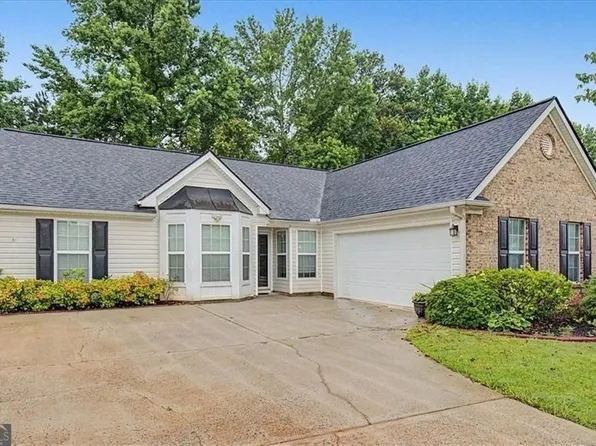 221 Mount Laurel Dr, Dallas, GA 30132