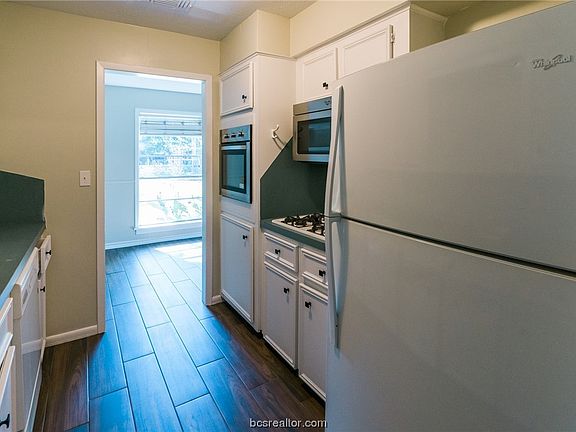 5th image of 3110 Lodgepole Dr