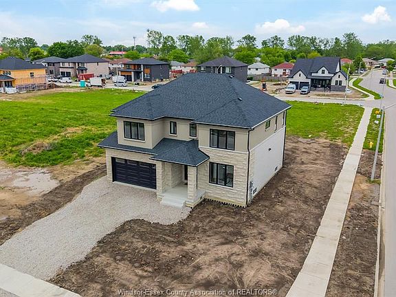 2nd image of 3698 Farrow Ave