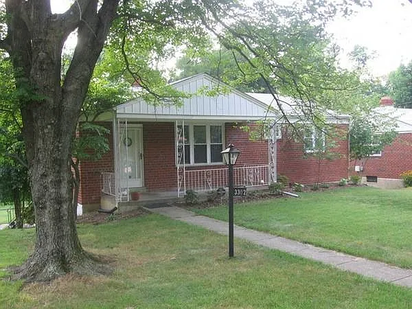 3302 Stanford St photo 1