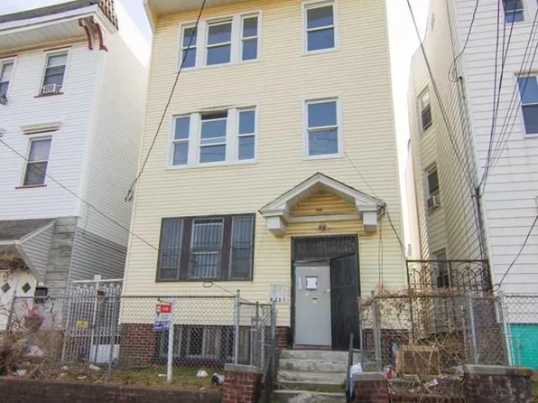 156 Grafton Ave, Newark, NJ 07104