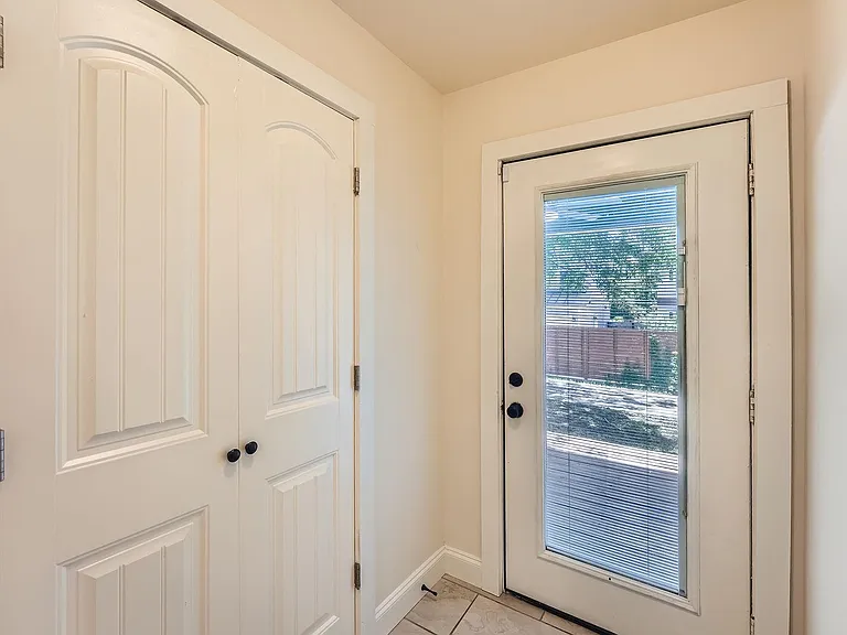 2929 E Martin Luther King Jr Blvd — Photo 25