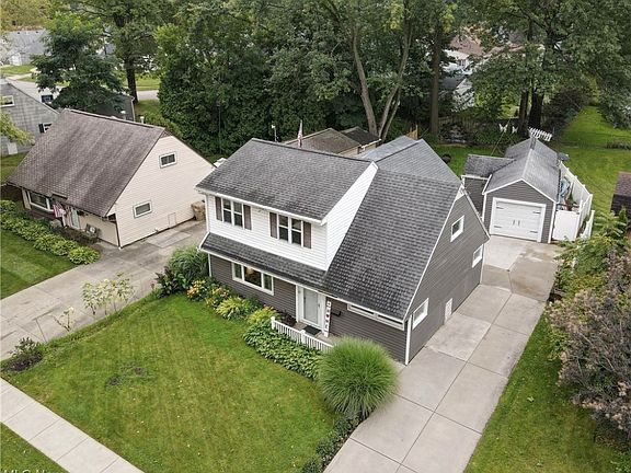 2nd image of 2369 Giffels Dr