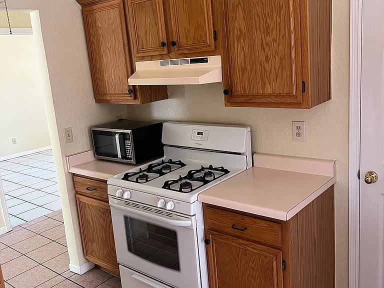Gambel Quail Dr — Photo 42